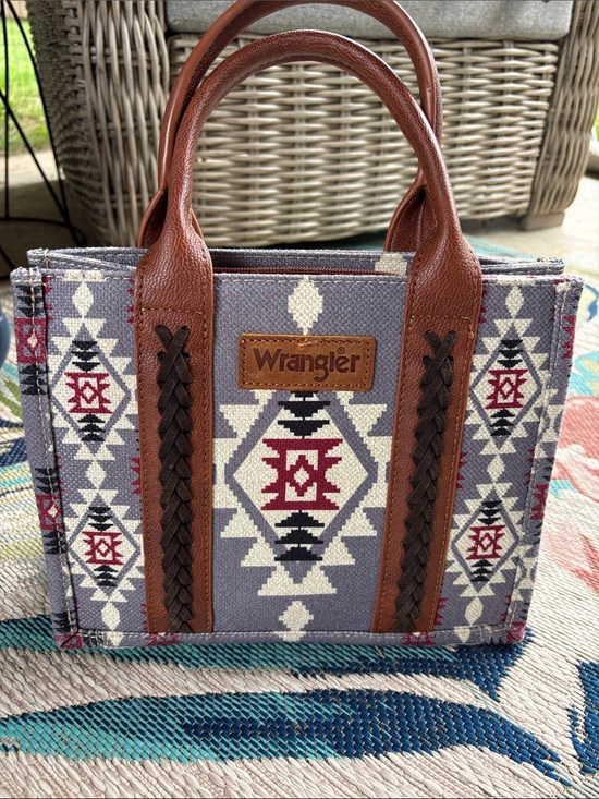 Wrangler Handbags - Wrangler Gray, Brown & Red Southwestern Tote